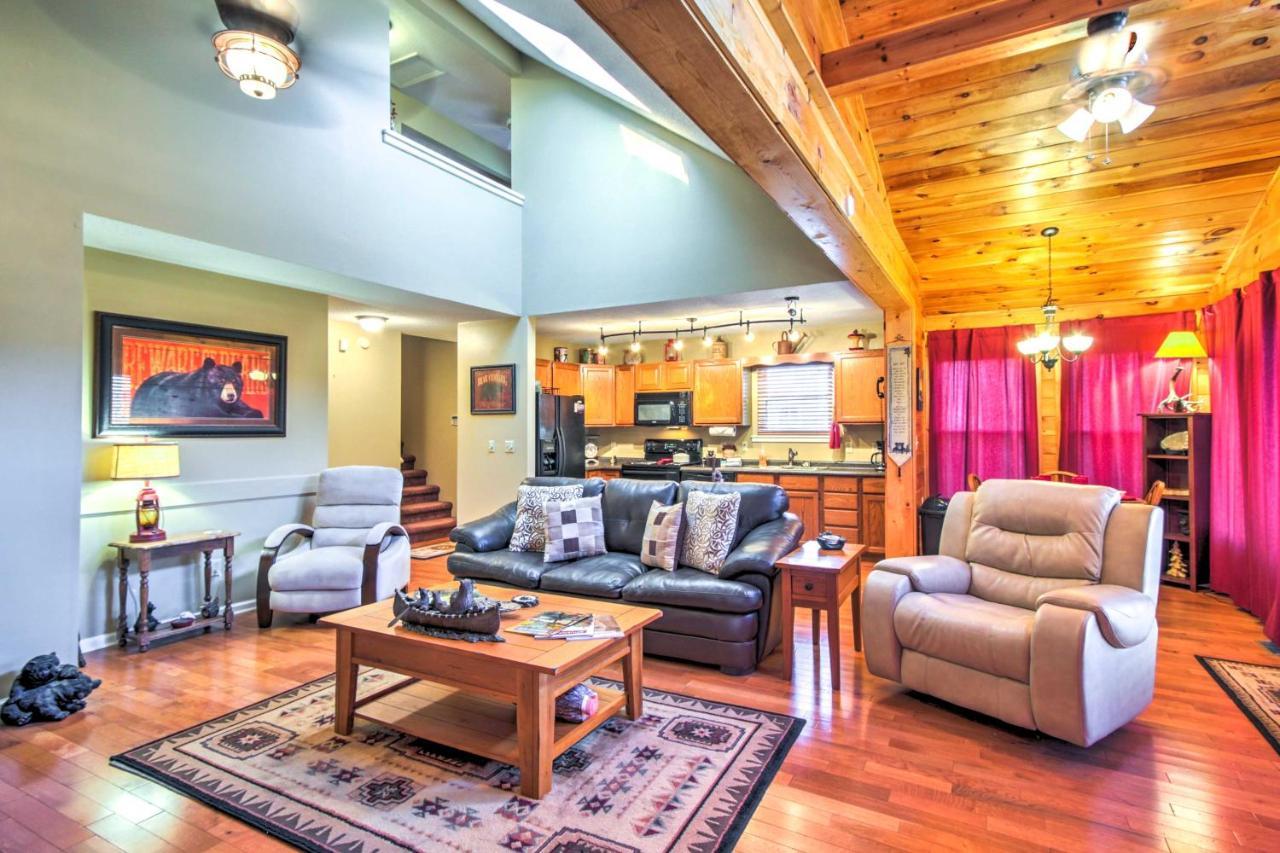 Willa Tree Top Dream Cabin With Hot Tub In Gatlinburg! Zewnętrze zdjęcie